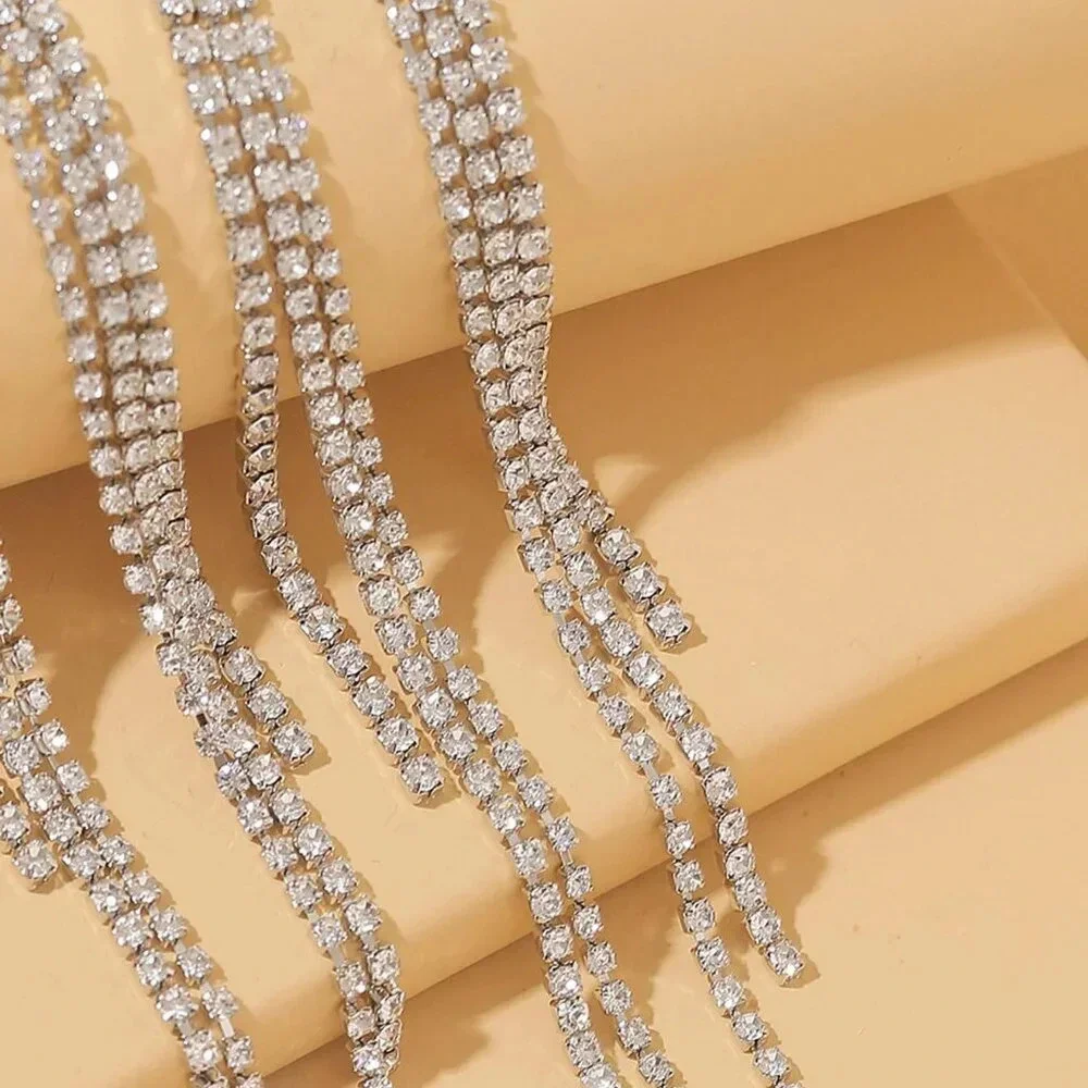 Silver Glamorous Women's Rhinestone Tassel Decor Drop Earrings